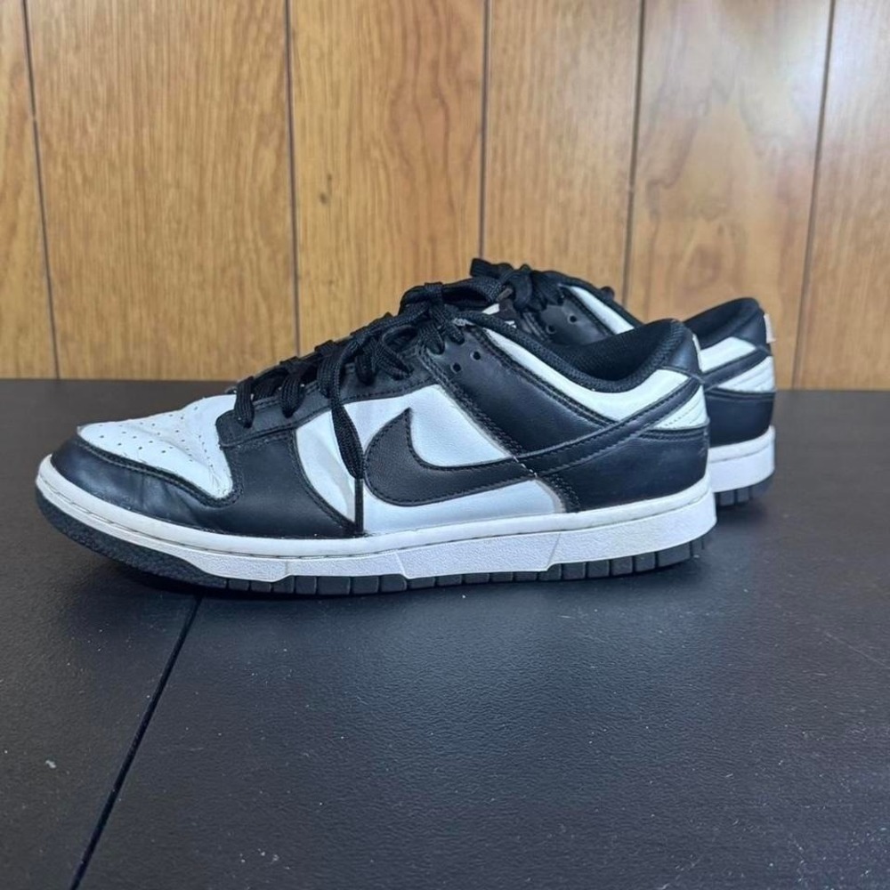 Nike Dunk Low black and white trainers Size 9 women's - Picture 3 of 6